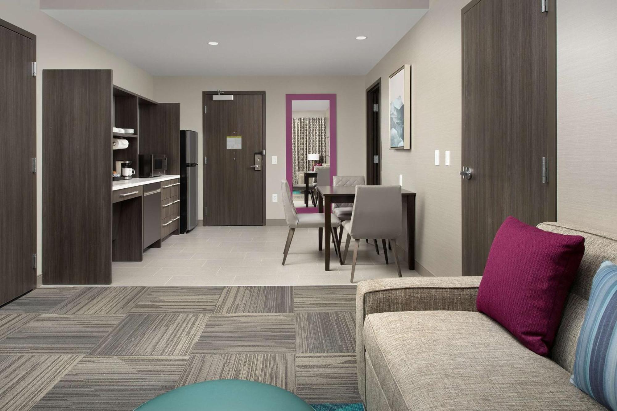 Home2 Suites By Hilton Denver Central Park Экстерьер фото